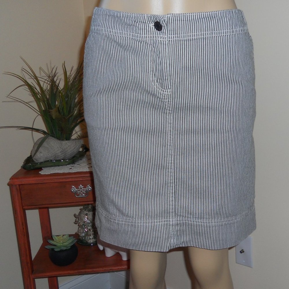 Talbots Petites 4P Gray/White Railroad Striped Pencil Skirt